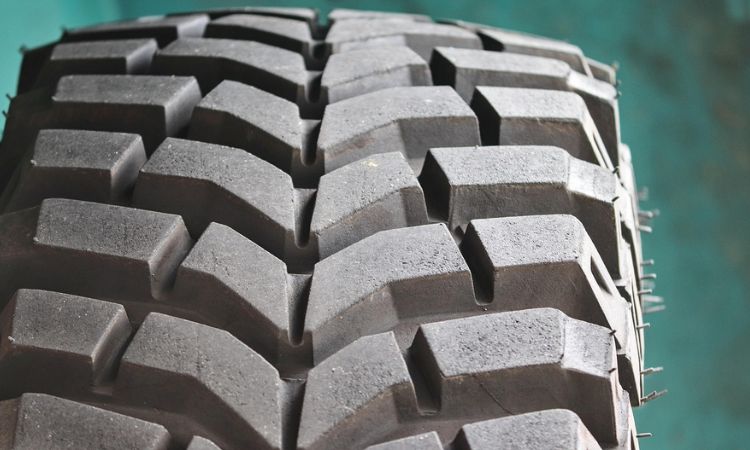 Weibold Academy: How used tires can improve electricity problem in developing countries