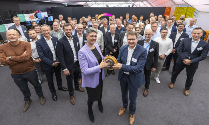 Covestro opens pilot plant for chemical recycling of high-performance elastomers